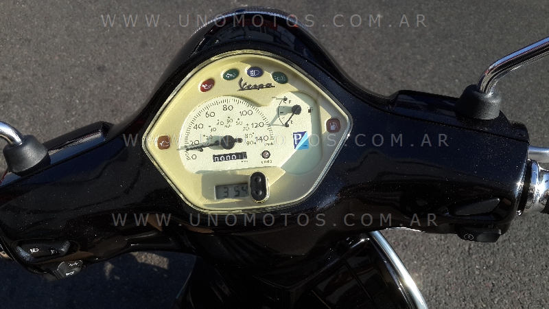 Piaggio Vespa LX 150