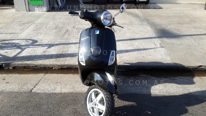 Piaggio Vespa LX 150