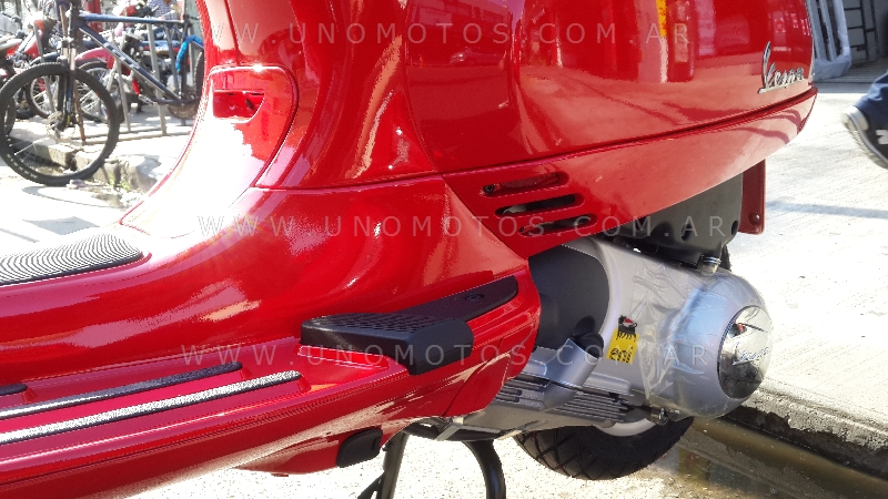 Piaggio Vespa LX 150