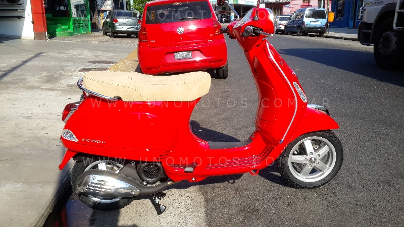 Piaggio Vespa LX 150