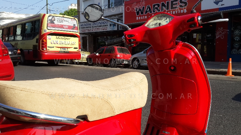 Piaggio Vespa LX 150
