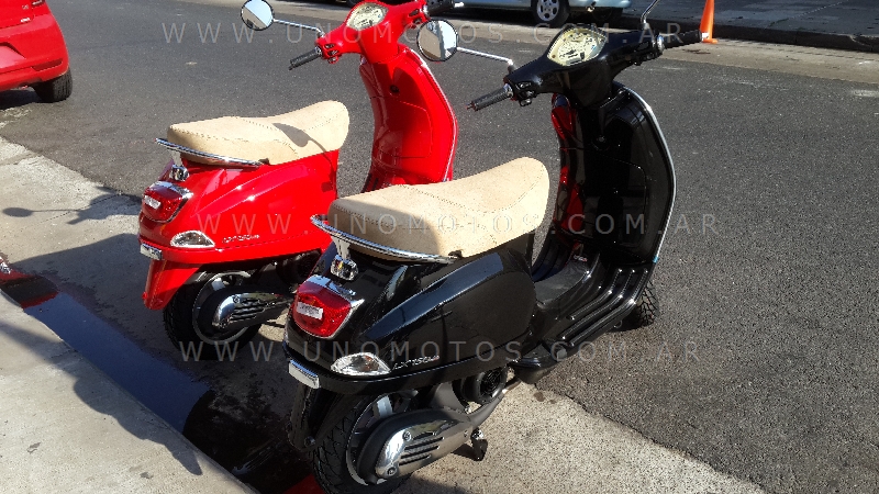 Piaggio Vespa LX 150